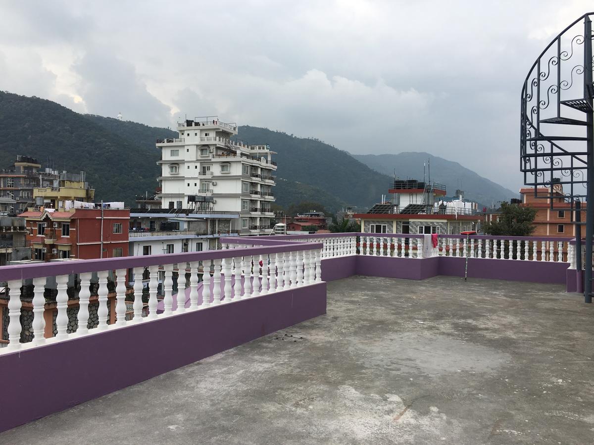 Hotel Pokhara International Dış mekan fotoğraf
