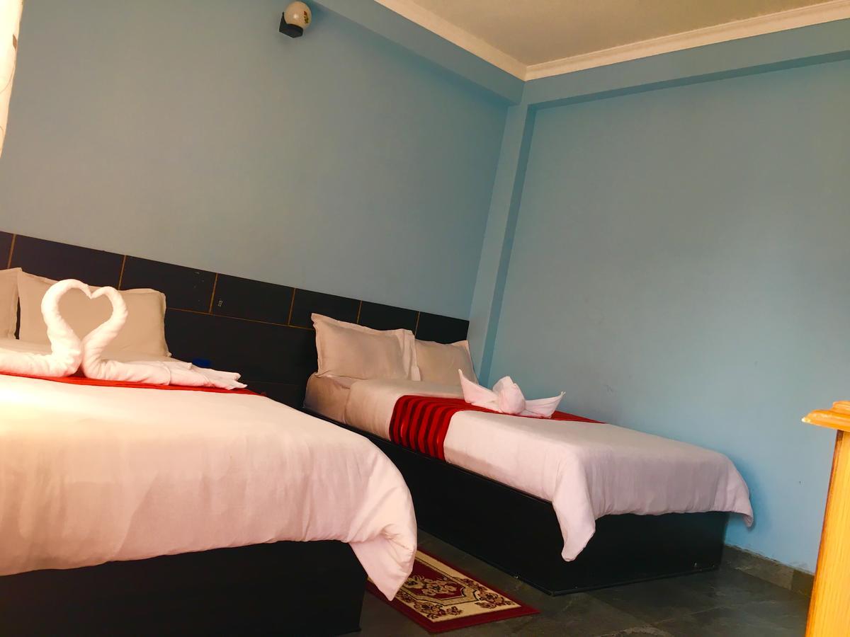 Hotel Pokhara International Dış mekan fotoğraf