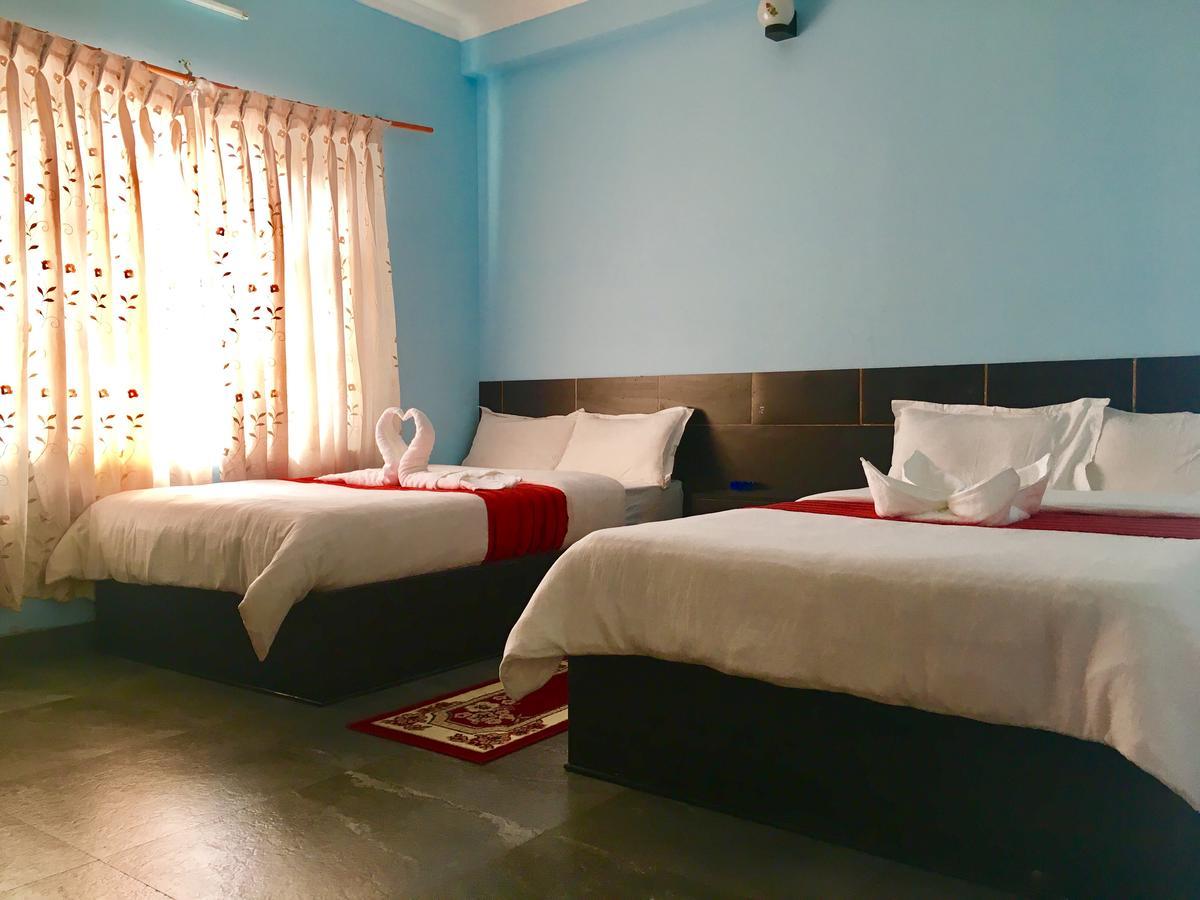 Hotel Pokhara International Dış mekan fotoğraf