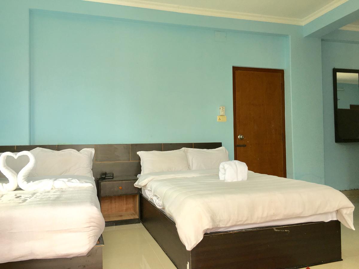 Hotel Pokhara International Dış mekan fotoğraf