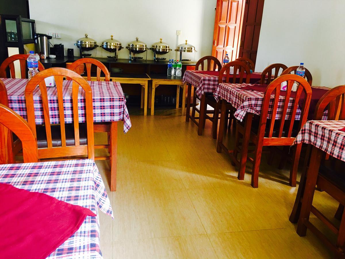 Hotel Pokhara International Dış mekan fotoğraf